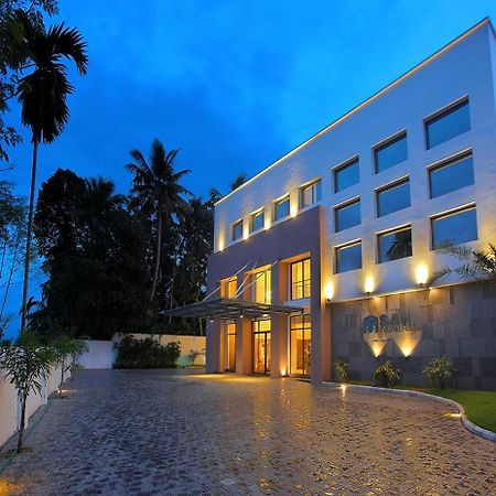 Hotel San Kollam Kültér fotó