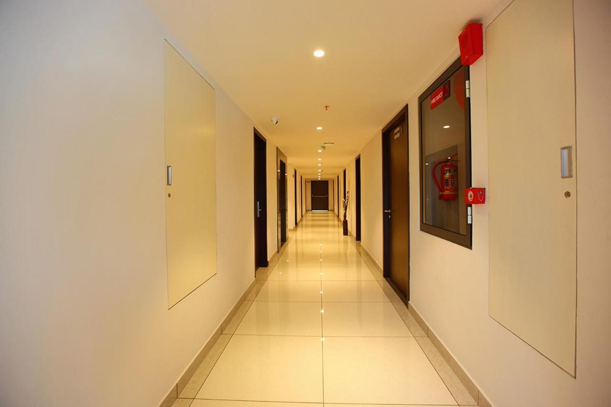 Hotel San Kollam Kültér fotó