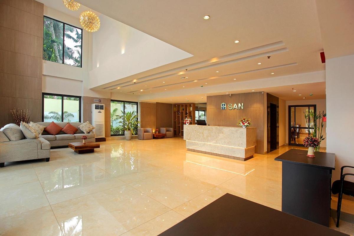 Hotel San Kollam Kültér fotó