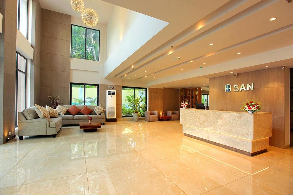 Hotel San Kollam Kültér fotó