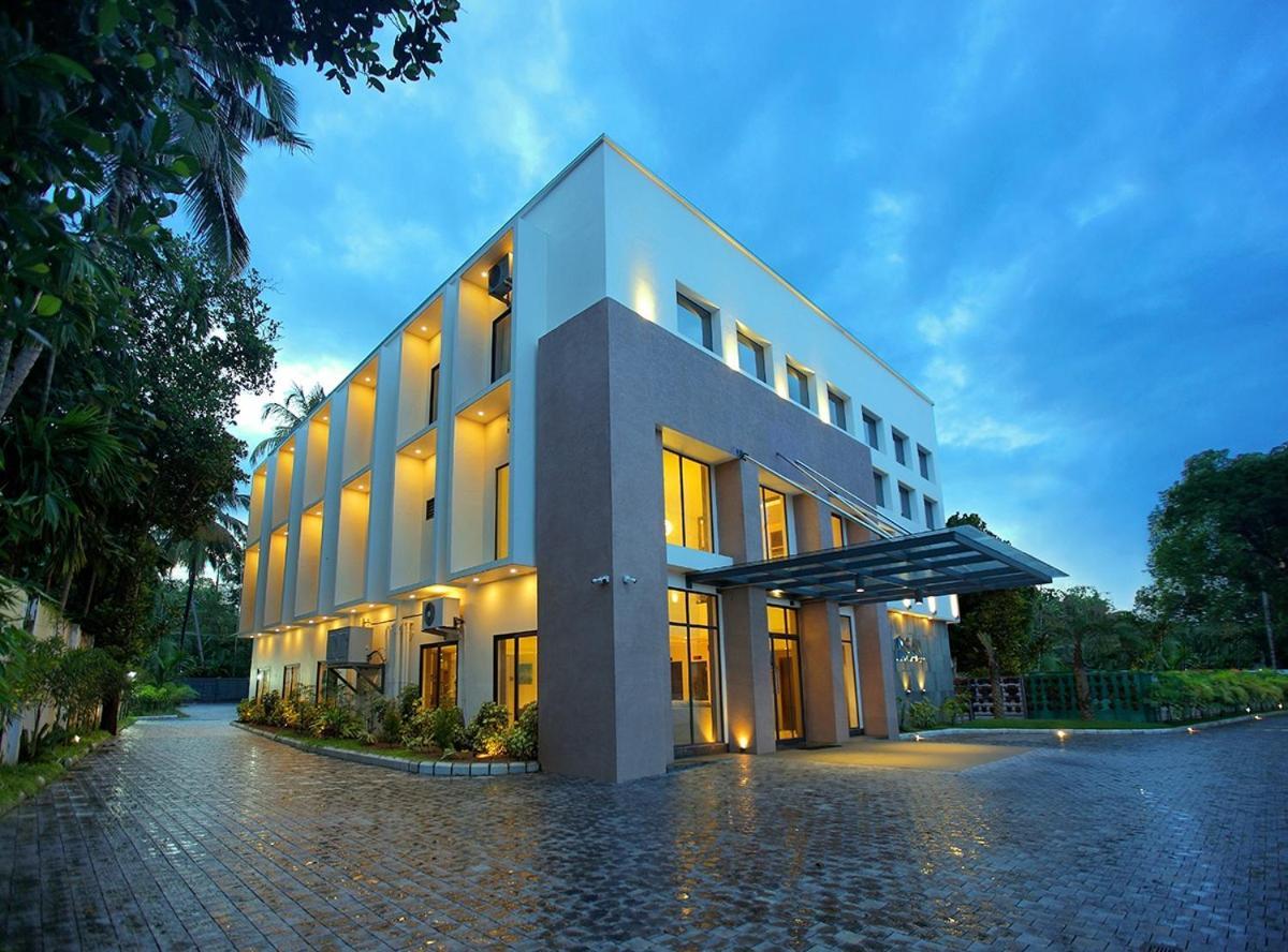 Hotel San Kollam Kültér fotó